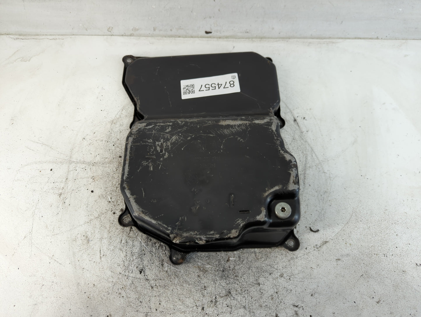 2005-2014 Volkswagen Jetta Engine Oil Pan P/N:09G 321 361A Fits Fits 2005 2006 2007 2008 2009 2010 2011 2012 2013 2014 OEM Used Auto Parts - Oemusedautoparts1.com