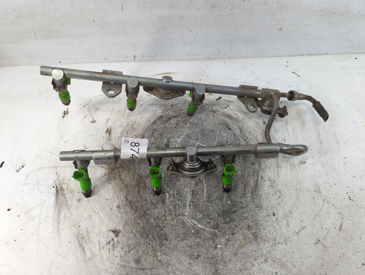 2004 Infiniti G35 Fuel Injectors Fits OEM Used Auto Parts - Oemusedautoparts1.com
