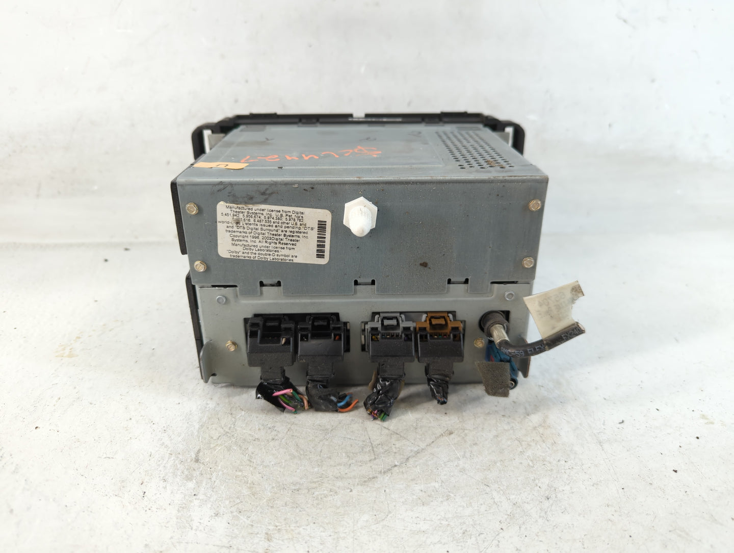 2009 Buick Enclave Radio AM FM Cd Player Receiver Replacement P/N:20792738 Fits OEM Used Auto Parts - Oemusedautoparts1.com
