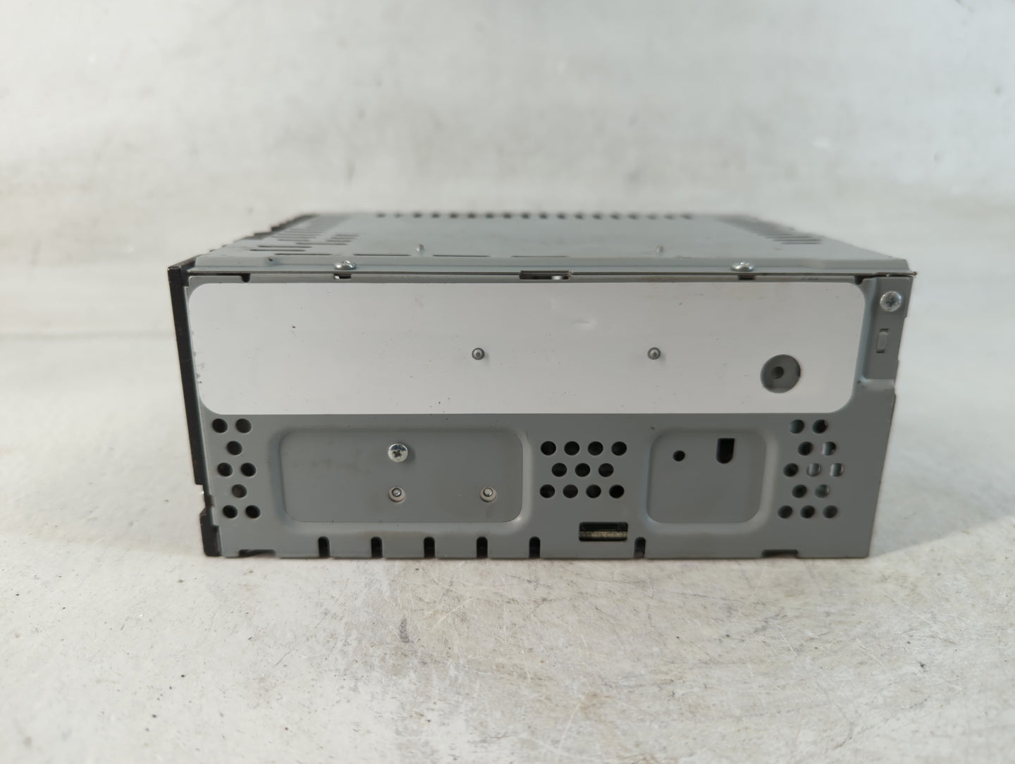 2019 Ford Escape Radio AM FM Cd Player Receiver Replacement P/N:GJ5T-19C107-KA Fits OEM Used Auto Parts - Oemusedautoparts1.com