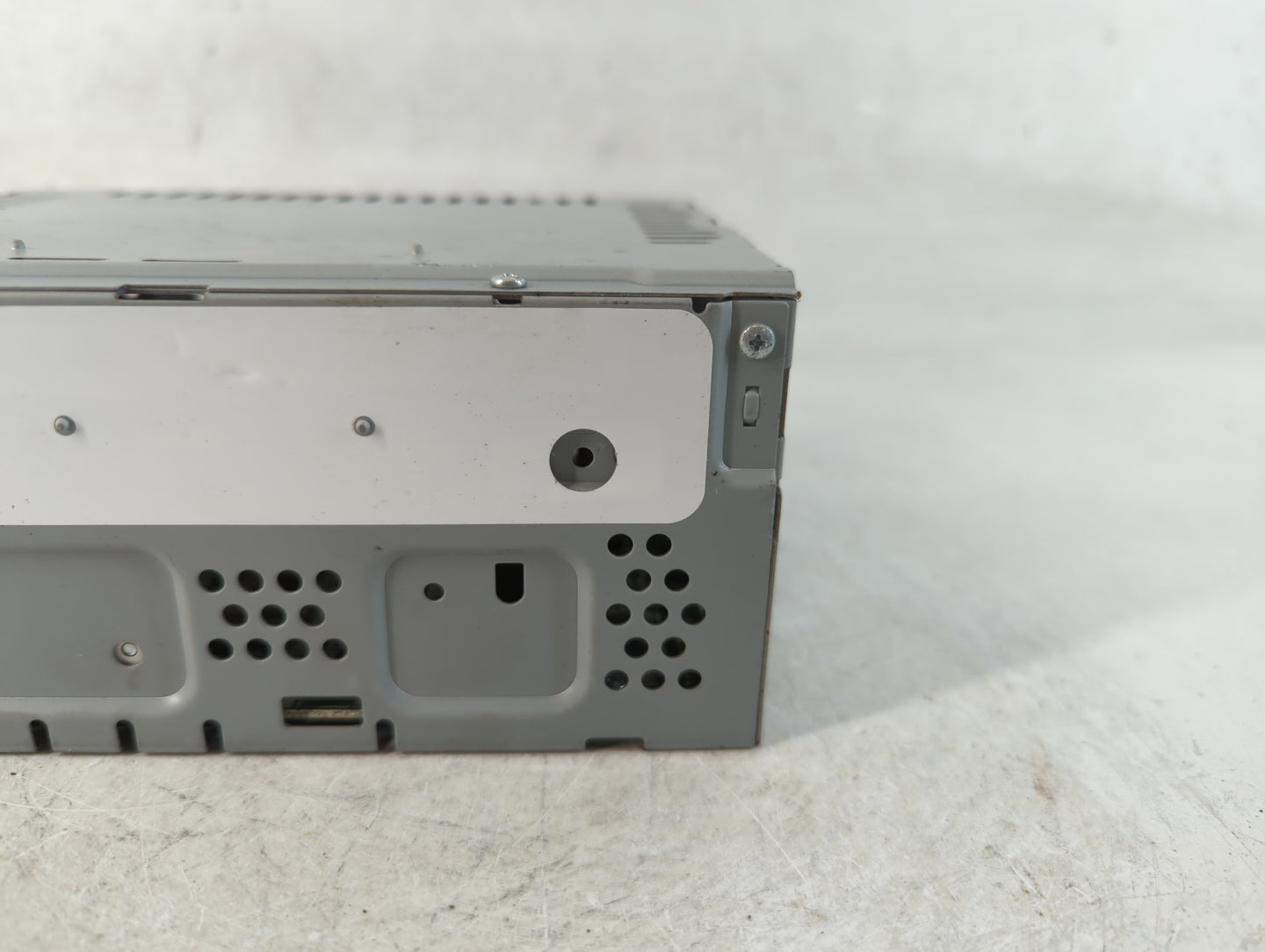 2019 Ford Escape Radio AM FM Cd Player Receiver Replacement P/N:GJ5T-19C107-KA Fits OEM Used Auto Parts - Oemusedautoparts1.com