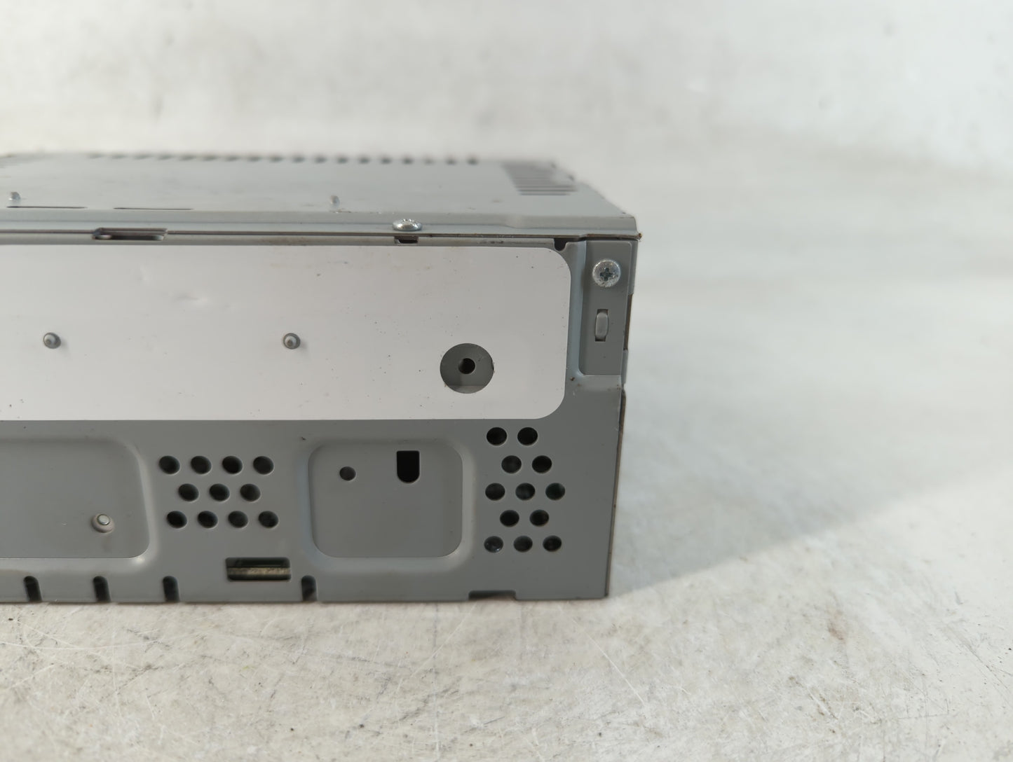 2019 Ford Escape Radio AM FM Cd Player Receiver Replacement P/N:GJ5T-19C107-KA Fits OEM Used Auto Parts - Oemusedautoparts1.com