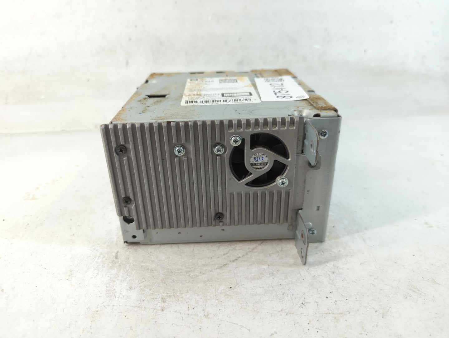 2014-2016 Chevrolet Malibu Radio AM FM Cd Player Receiver Replacement P/N:23161215 Fits Fits 2014 2015 2016 OEM Used Auto Parts - Oemusedautoparts1.com