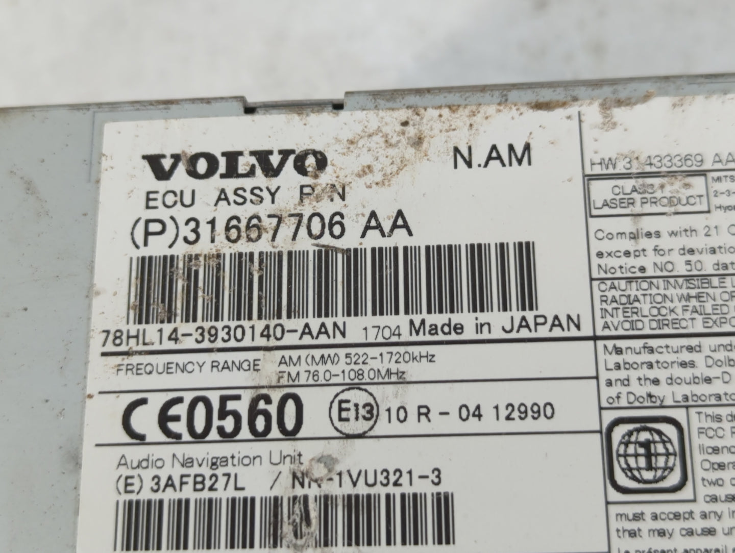 2016-2018 Volvo S60 Radio AM FM Cd Player Receiver Replacement P/N:31667706 AA Fits Fits 2016 2017 2018 OEM Used Auto Parts - Oemusedautoparts1.com