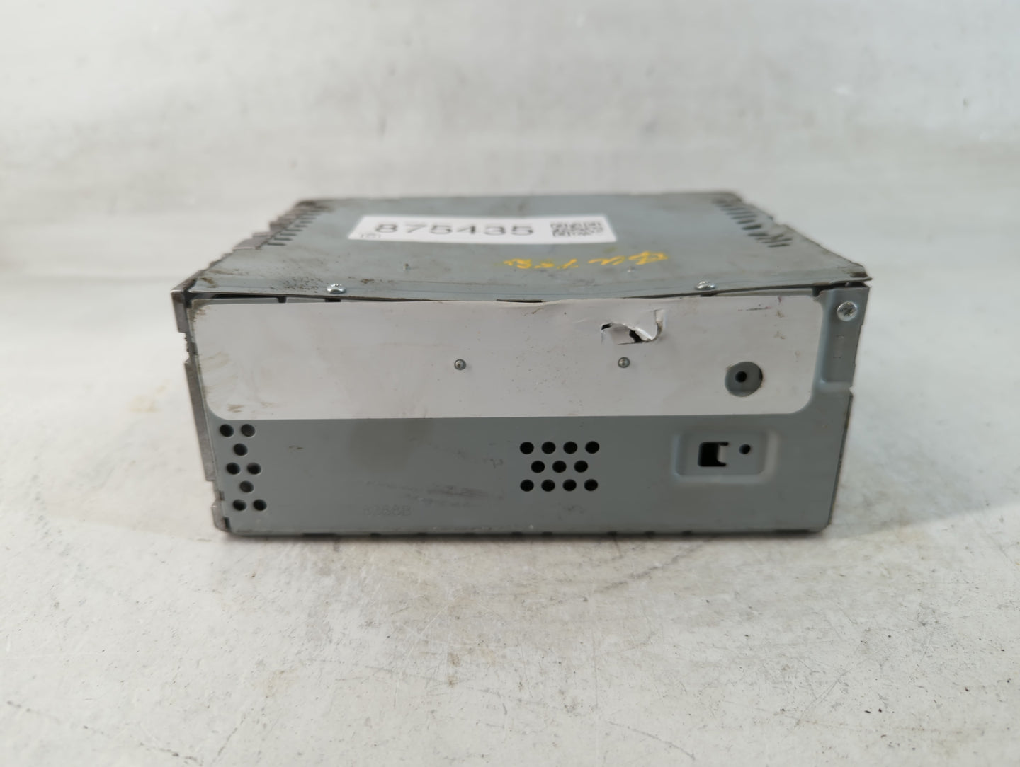 2017-2019 Ford Escape Radio AM FM Cd Player Receiver Replacement P/N:GJ5T-19C107-LA Fits Fits 2017 2018 2019 OEM Used Auto Parts - Oemusedautoparts1.com