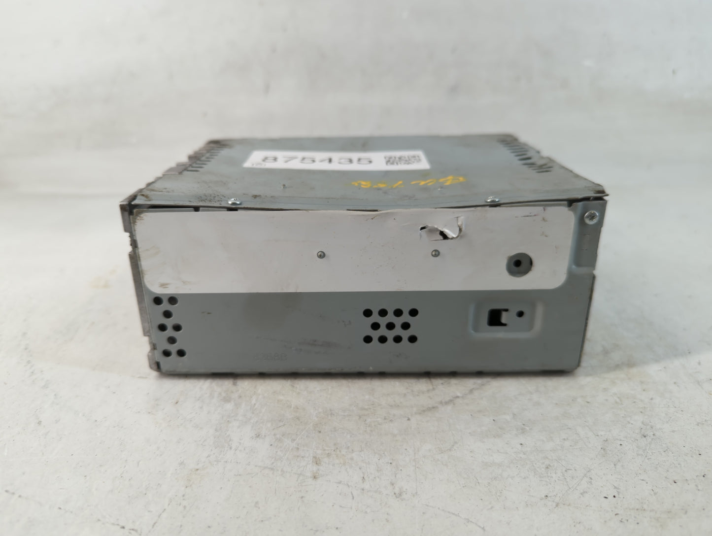 2017-2019 Ford Escape Radio AM FM Cd Player Receiver Replacement P/N:GJ5T-19C107-LA Fits Fits 2017 2018 2019 OEM Used Auto Parts - Oemusedautoparts1.com