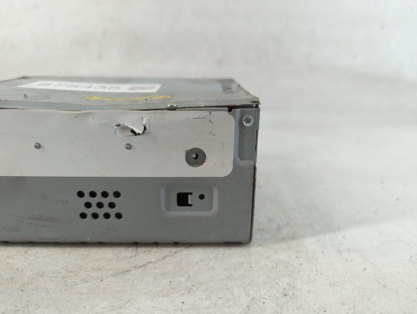 2017-2019 Ford Escape Radio AM FM Cd Player Receiver Replacement P/N:GJ5T-19C107-LA Fits Fits 2017 2018 2019 OEM Used Auto Parts - Oemusedautoparts1.com