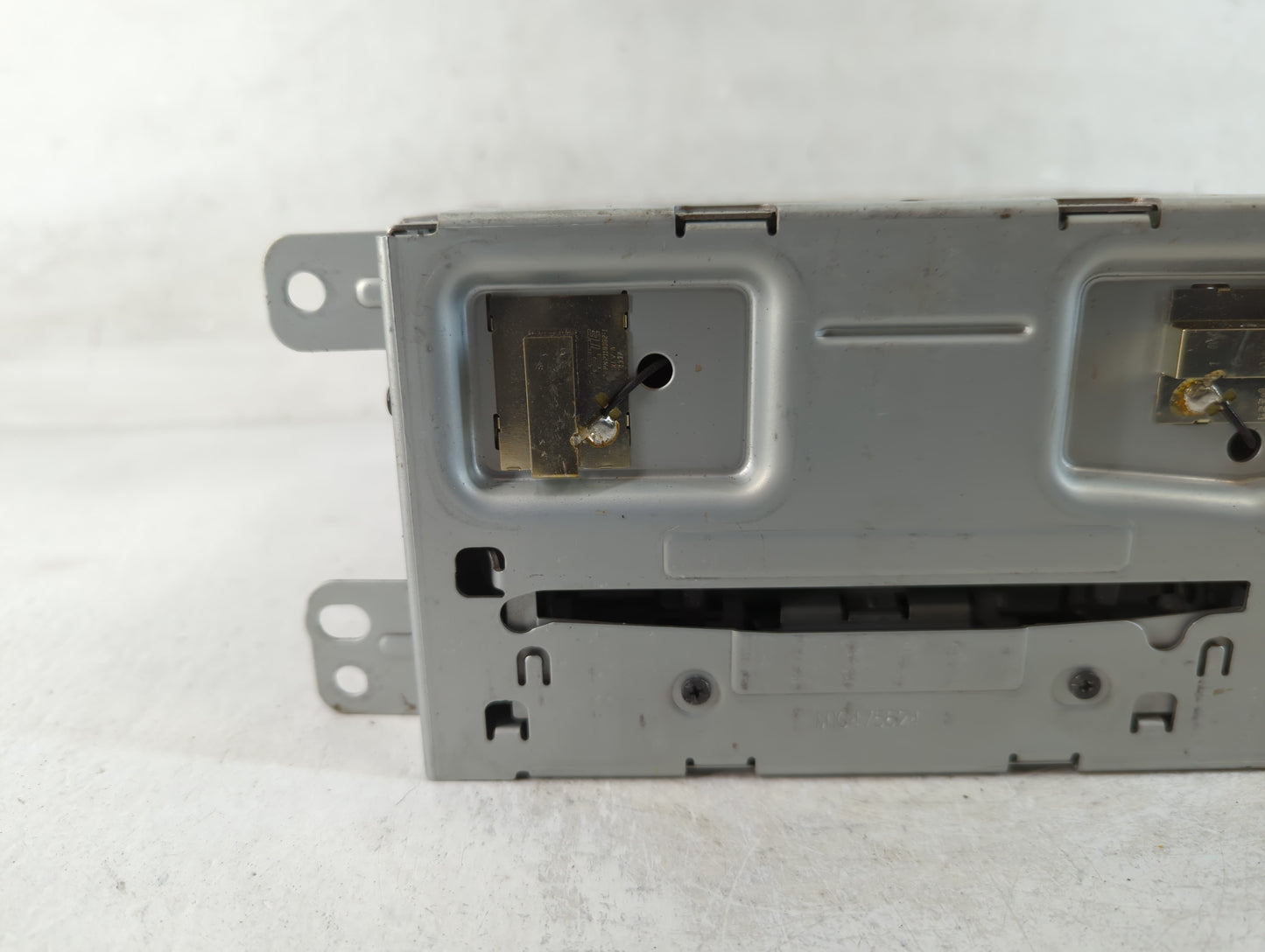 2014-2016 Chevrolet Malibu Radio AM FM Cd Player Receiver Replacement P/N:23206559 Fits Fits 2014 2015 2016 OEM Used Auto Parts - Oemusedautoparts1.com