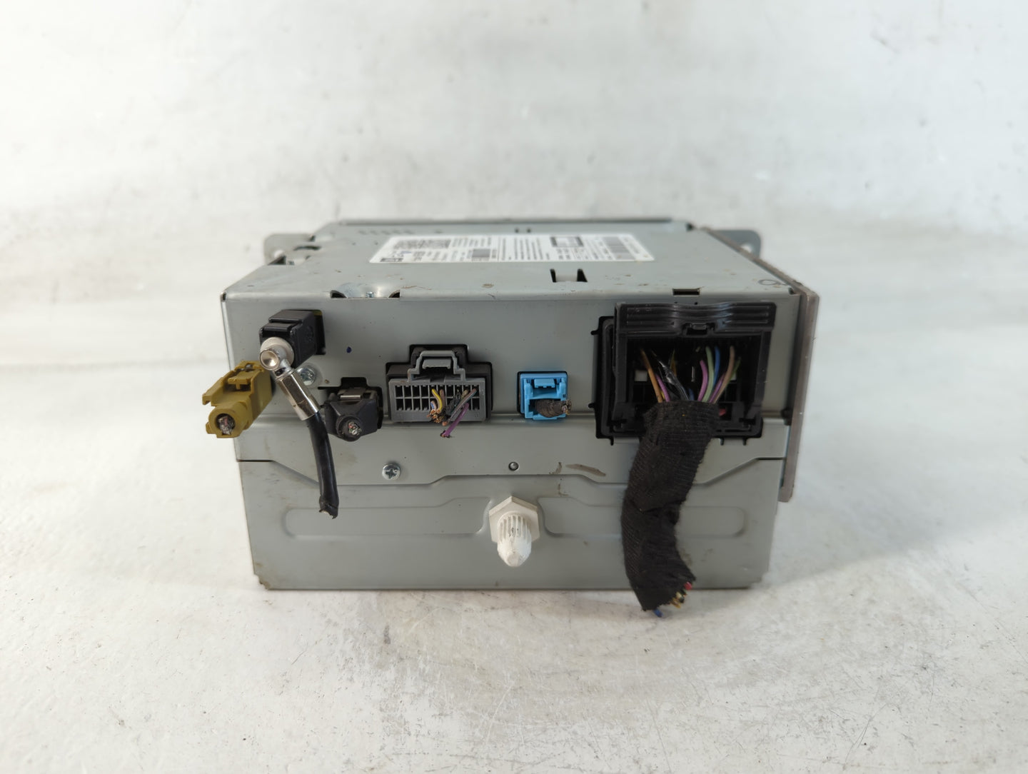2014-2016 Chevrolet Malibu Radio AM FM Cd Player Receiver Replacement P/N:23206559 Fits Fits 2014 2015 2016 OEM Used Auto Parts - Oemusedautoparts1.com