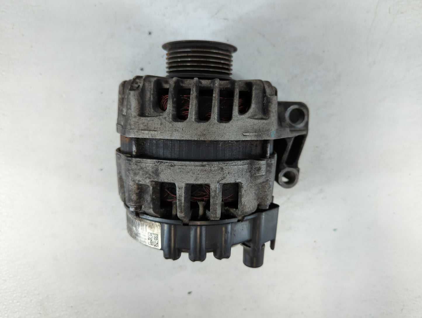 2017-2020 Chevrolet Impala Alternator Replacement Generator Charging Assembly Engine OEM P/N:13520825 Fits OEM Used Auto Parts - Oemusedautoparts1.com