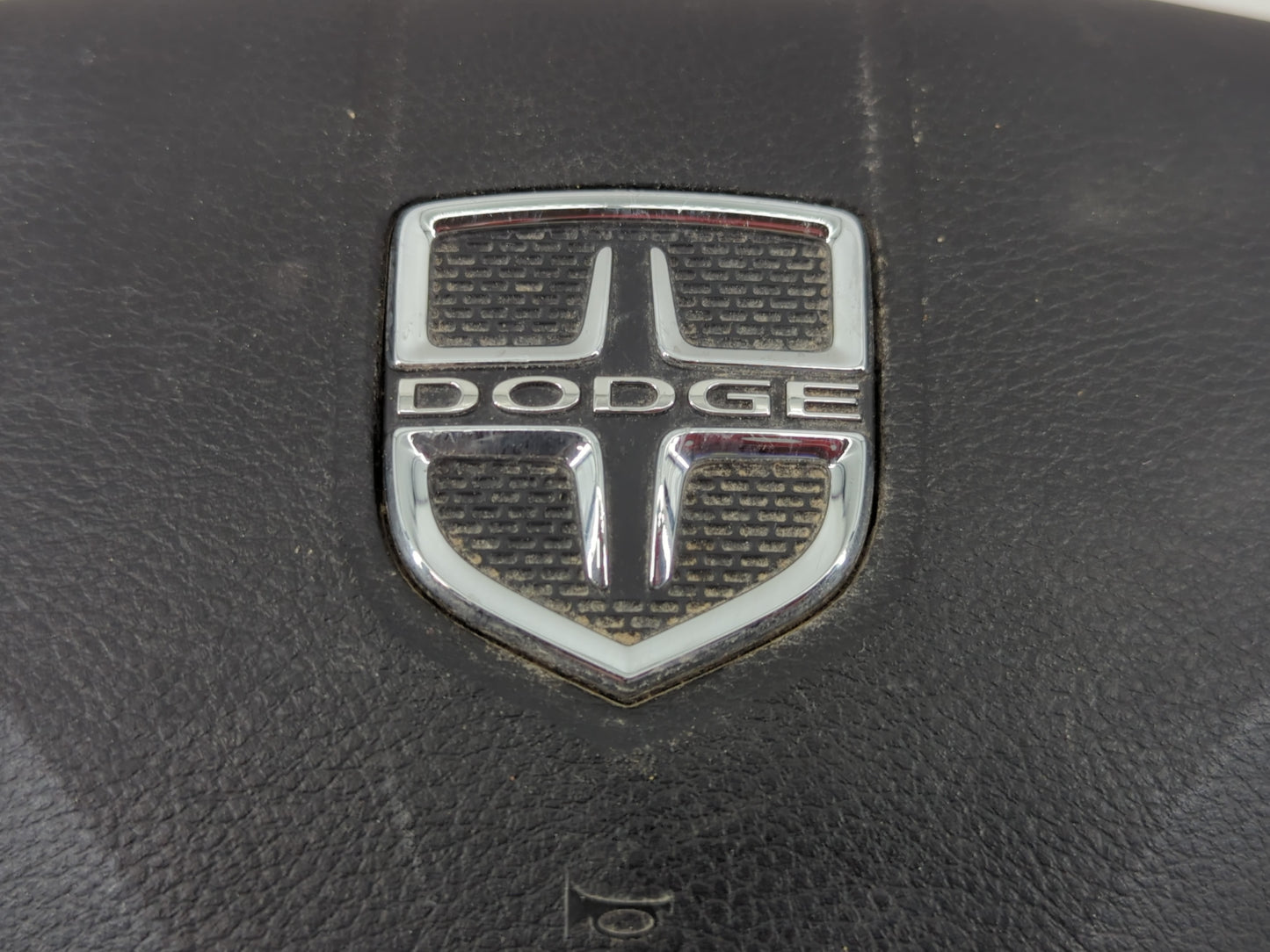 2013-2019 Dodge Journey Air Bag Driver Left Steering Wheel Mounted Fits Fits 2013 2014 2015 2016 2017 2018 2019 OEM Used Auto Parts - Oemusedautoparts1.com