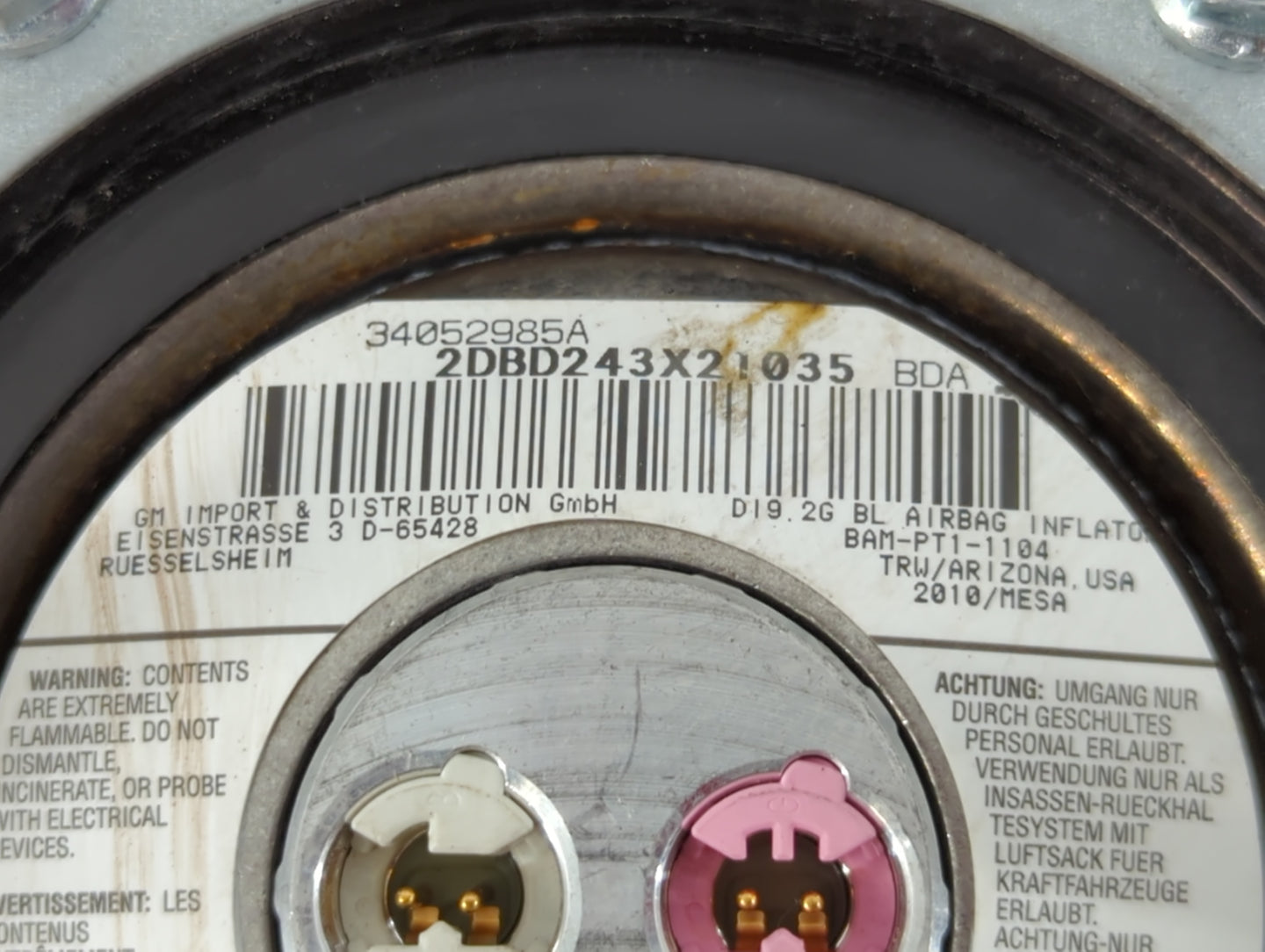 2006-2011 Cadillac Dts Air Bag Driver Left Steering Wheel Mounted P/N:34052985A Fits Fits 2006 2007 2008 2009 2010 2011 OEM Used Auto Parts - Oemusedautoparts1.com