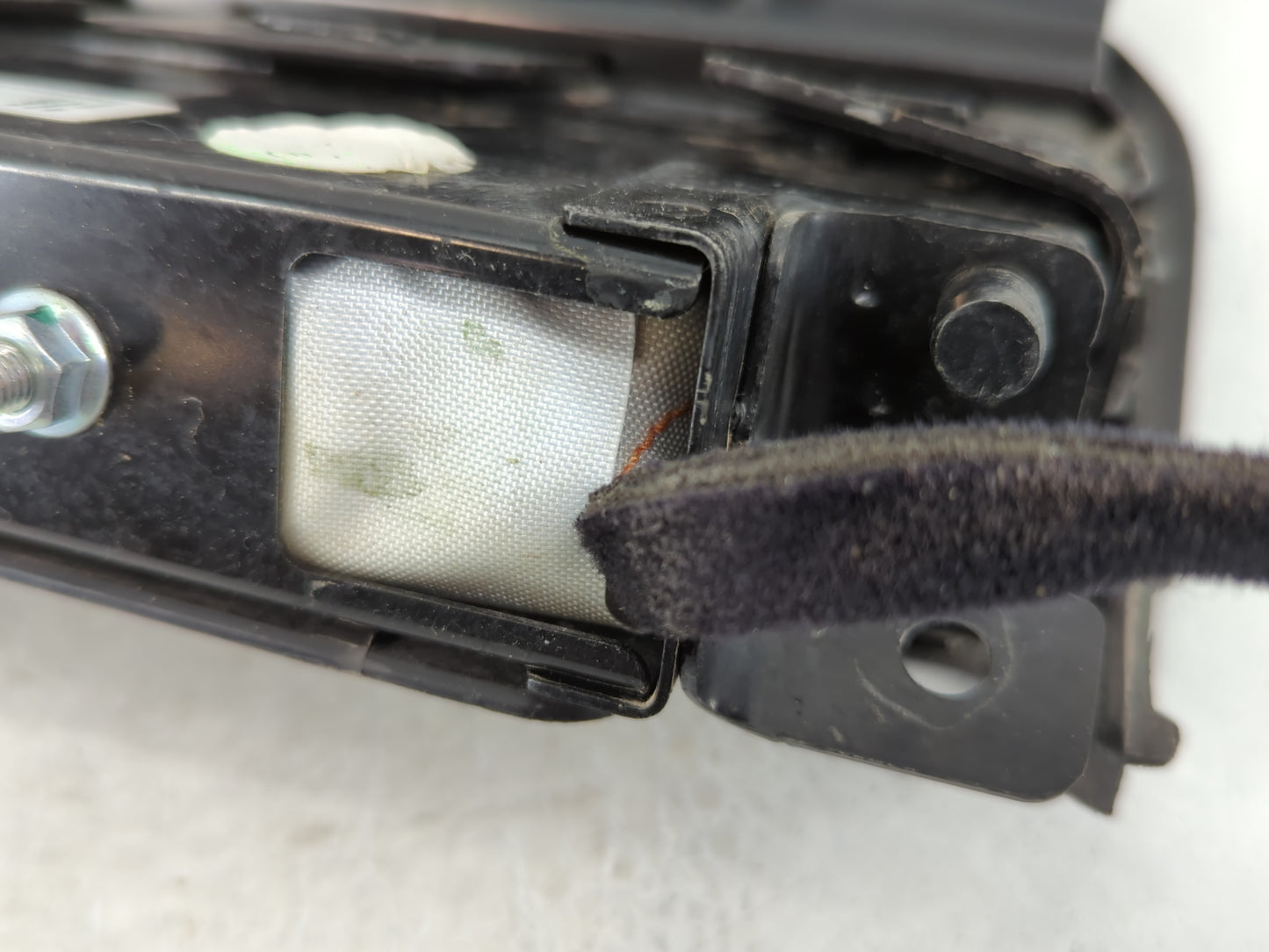 2011-2012 Chevrolet Cruze Air Bag Driver Left Knee OEM P/N:95483074 Fits Fits 2011 2012 OEM Used Auto Parts - Oemusedautoparts1.com