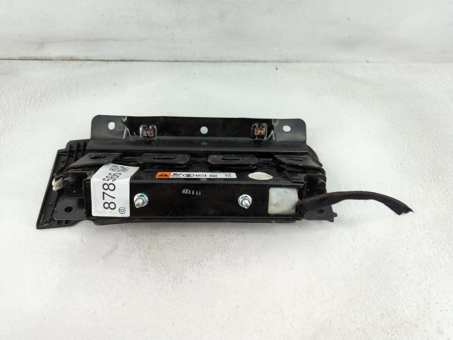 2011-2012 Chevrolet Cruze Air Bag Driver Left Knee OEM P/N:95483074 Fits Fits 2011 2012 OEM Used Auto Parts - Oemusedautoparts1.com