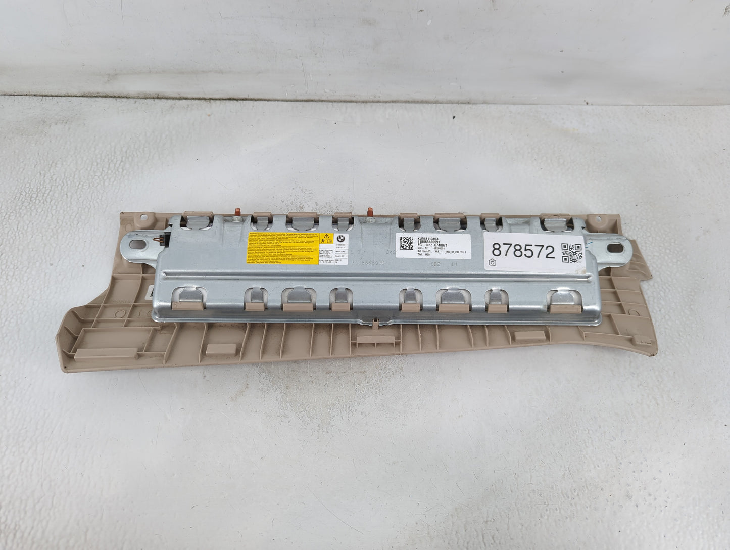 2011-2016 Bmw 528i Air Bag Driver Left Knee OEM P/N:KU918113103 Fits Fits 2011 2012 2013 2014 2015 2016 2017 2018 OEM Used Auto Parts - Oemusedautoparts1.com