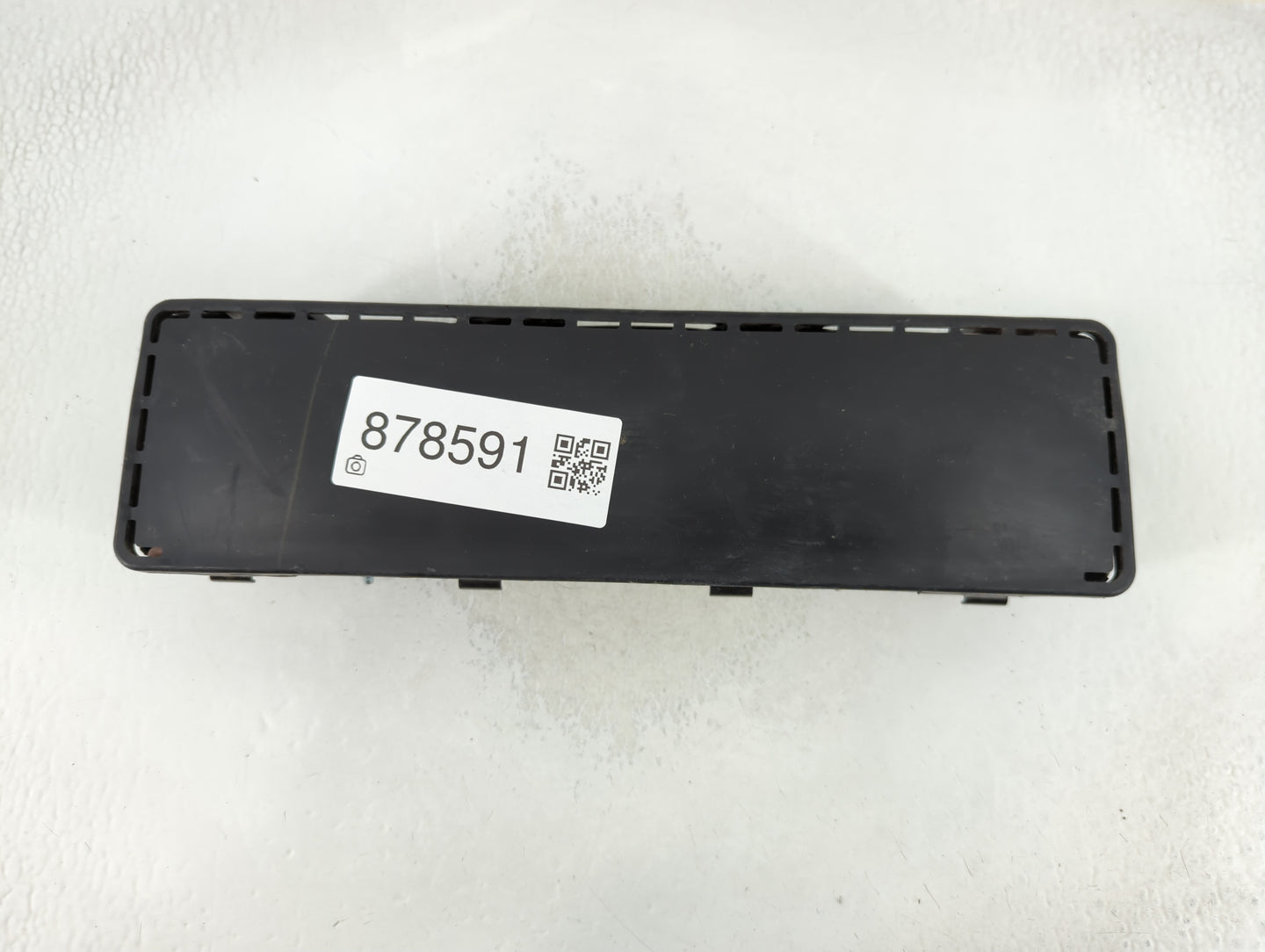 2014-2016 Chrysler Town & Country Air Bag Driver Left Knee OEM P/N:05057850AI Fits Fits 2014 2015 2016 2017 2018 OEM Used Auto Parts - Oemusedautoparts1.com
