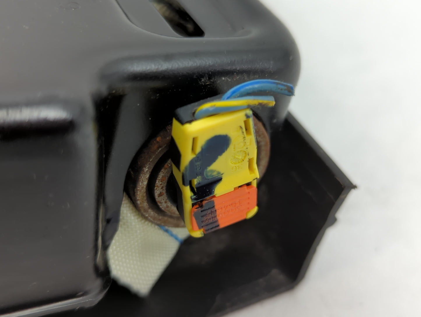 2017 Dodge Journey Air Bag Driver Left Knee OEM P/N:P68082494AD Fits OEM Used Auto Parts - Oemusedautoparts1.com