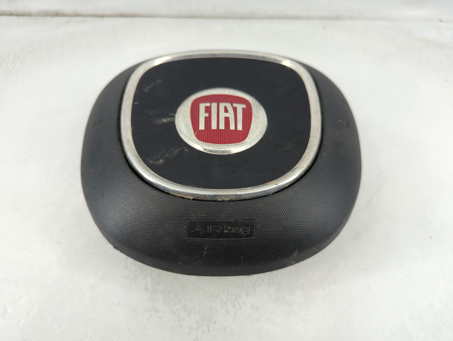 2014 Fiat 500 Air Bag Driver Left Steering Wheel Mounted Fits OEM Used Auto Parts - Oemusedautoparts1.com