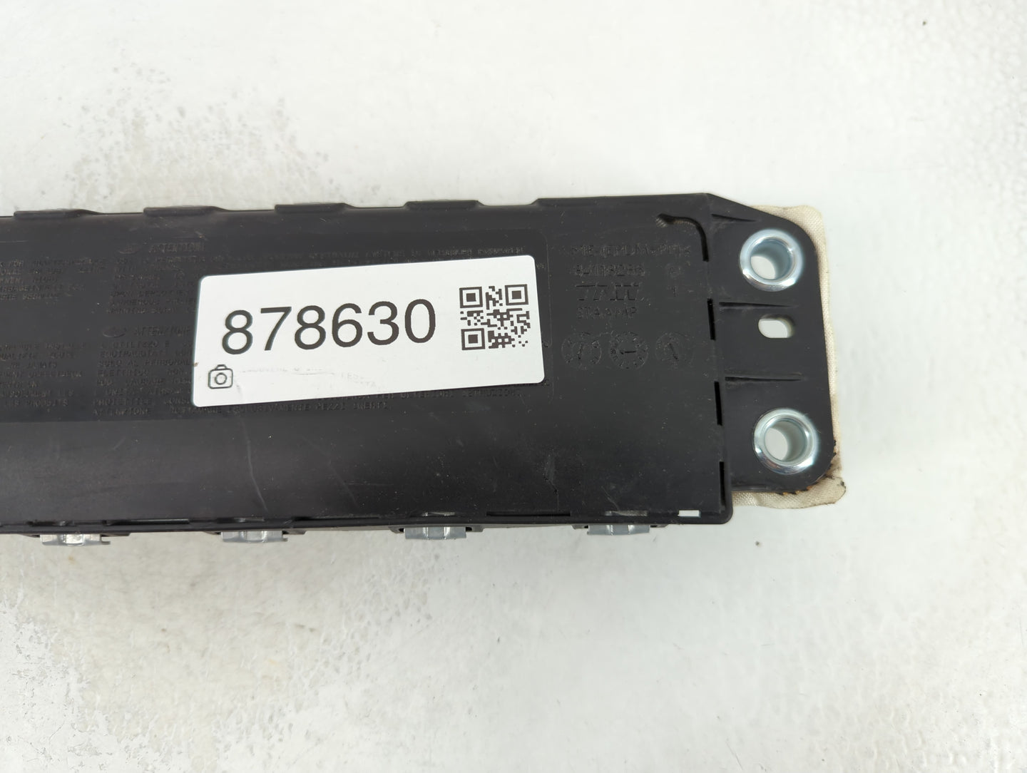 2012-2017 Fiat 500 Air Bag Driver Left Knee OEM P/N:00520208350 Fits Fits 2012 2013 2014 2015 2016 2017 OEM Used Auto Parts - Oemusedautoparts1.com