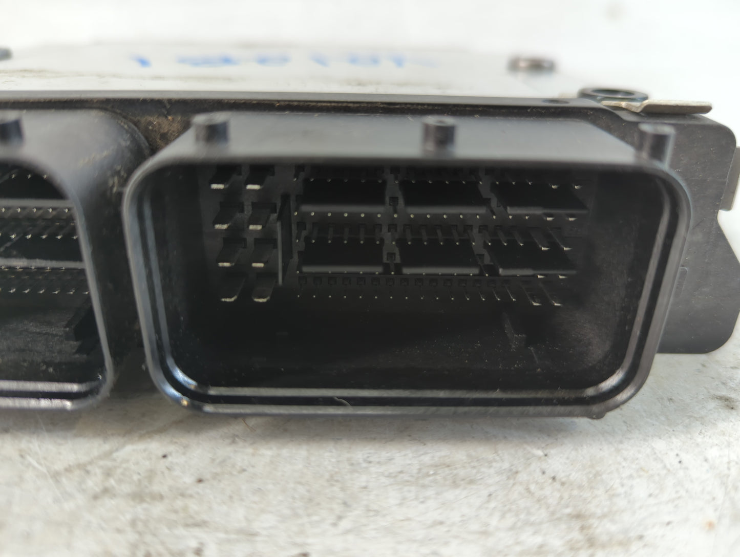 2020 Hyundai Venue PCM Engine Control Computer ECU ECM PCU OEM P/N:39100-2M145 Fits OEM Used Auto Parts - Oemusedautoparts1.com