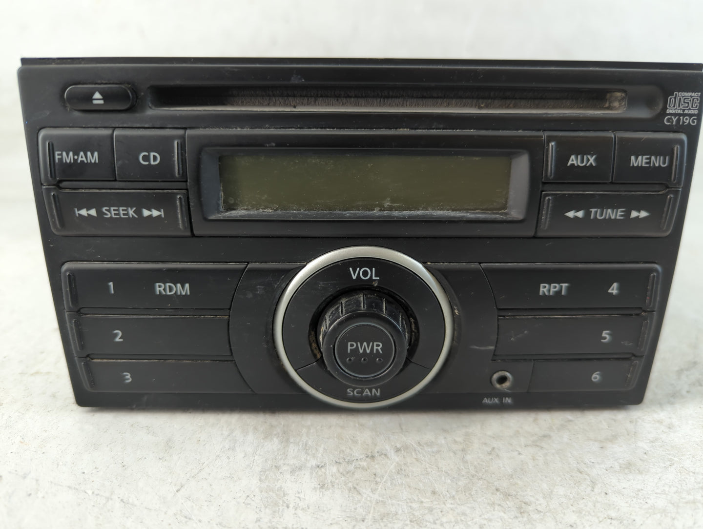 2012-2014 Nissan Versa Radio AM FM Cd Player Receiver Replacement P/N:28185 3AN0A Fits Fits 2012 2013 2014 OEM Used Auto Parts - Oemusedautoparts1.com
