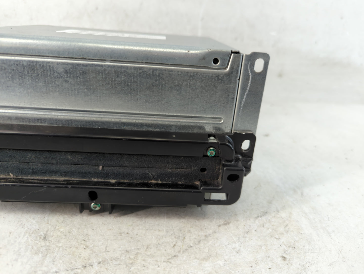 2013 Dodge Journey Radio AM FM Cd Player Receiver Replacement P/N:P05091919AB Fits OEM Used Auto Parts - Oemusedautoparts1.com