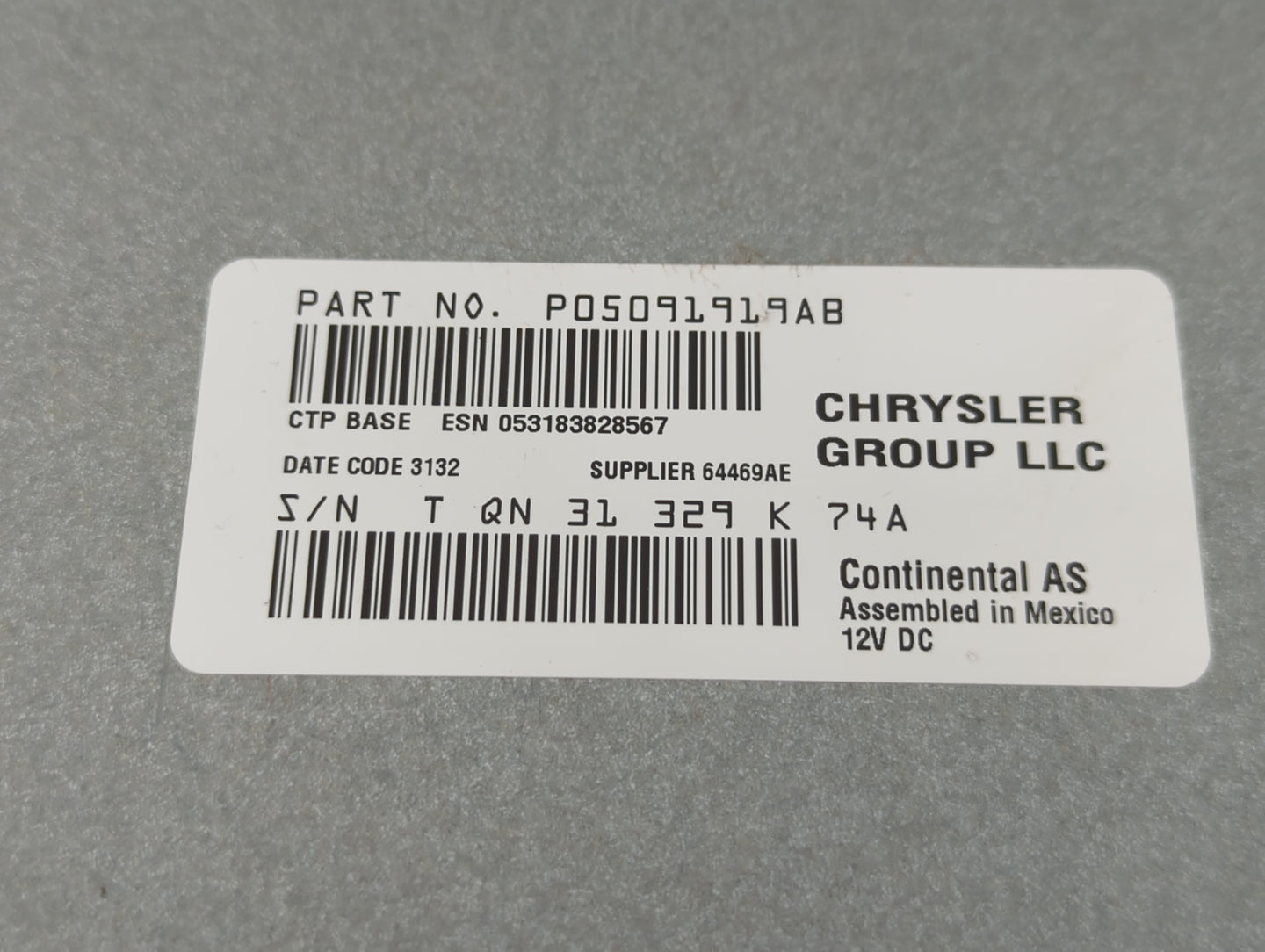 2013 Dodge Journey Radio AM FM Cd Player Receiver Replacement P/N:P05091919AB Fits OEM Used Auto Parts - Oemusedautoparts1.com