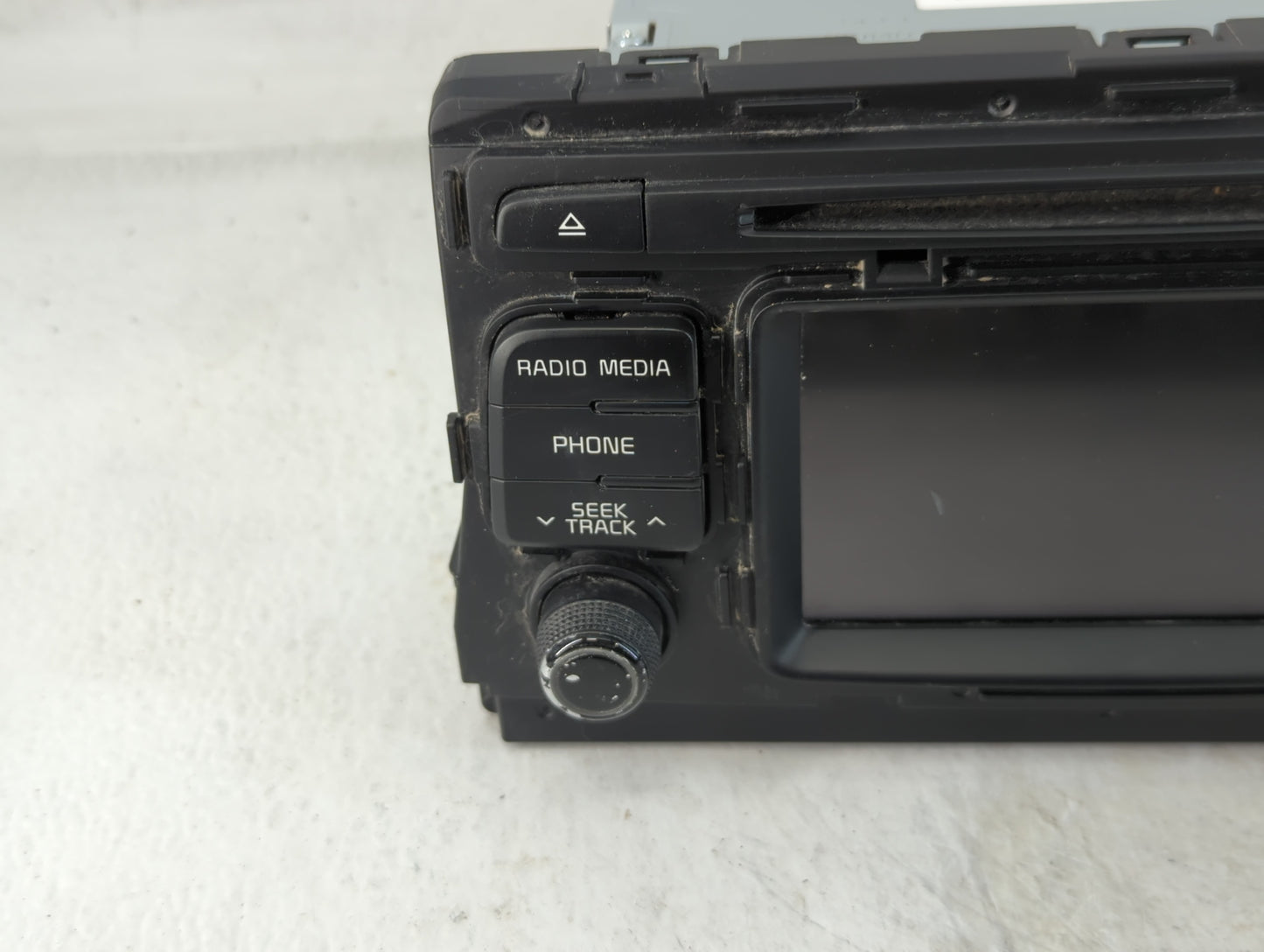2016-2018 Kia Optima Radio AM FM Cd Player Receiver Replacement P/N:96180-D5100WK Fits Fits 2016 2017 2018 OEM Used Auto Parts - Oemusedautoparts1.com