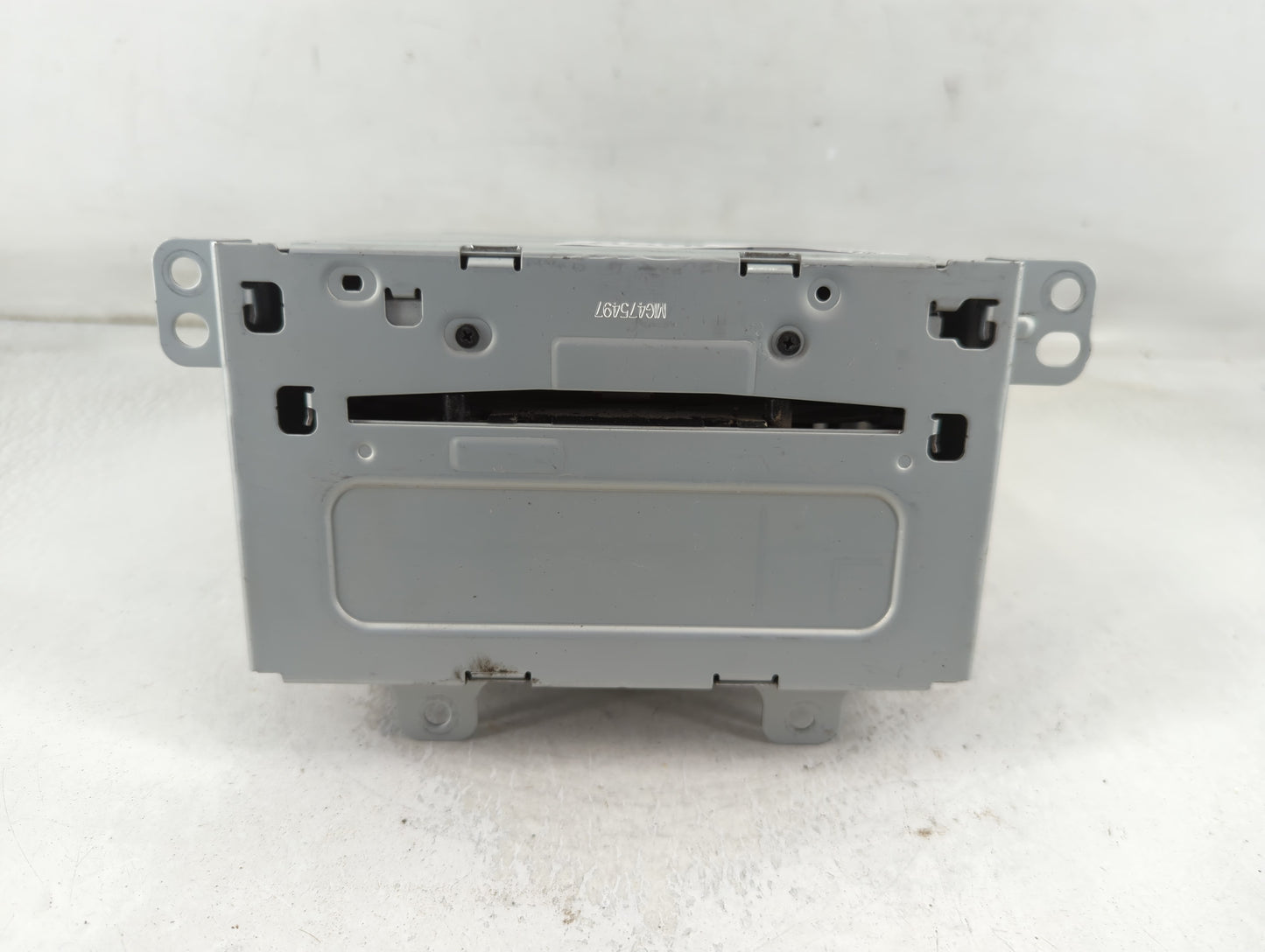 2011-2012 Chevrolet Cruze Radio AM FM Cd Player Receiver Replacement P/N:22870782 Fits Fits 2010 2011 2012 OEM Used Auto Parts - Oemusedautoparts1.com