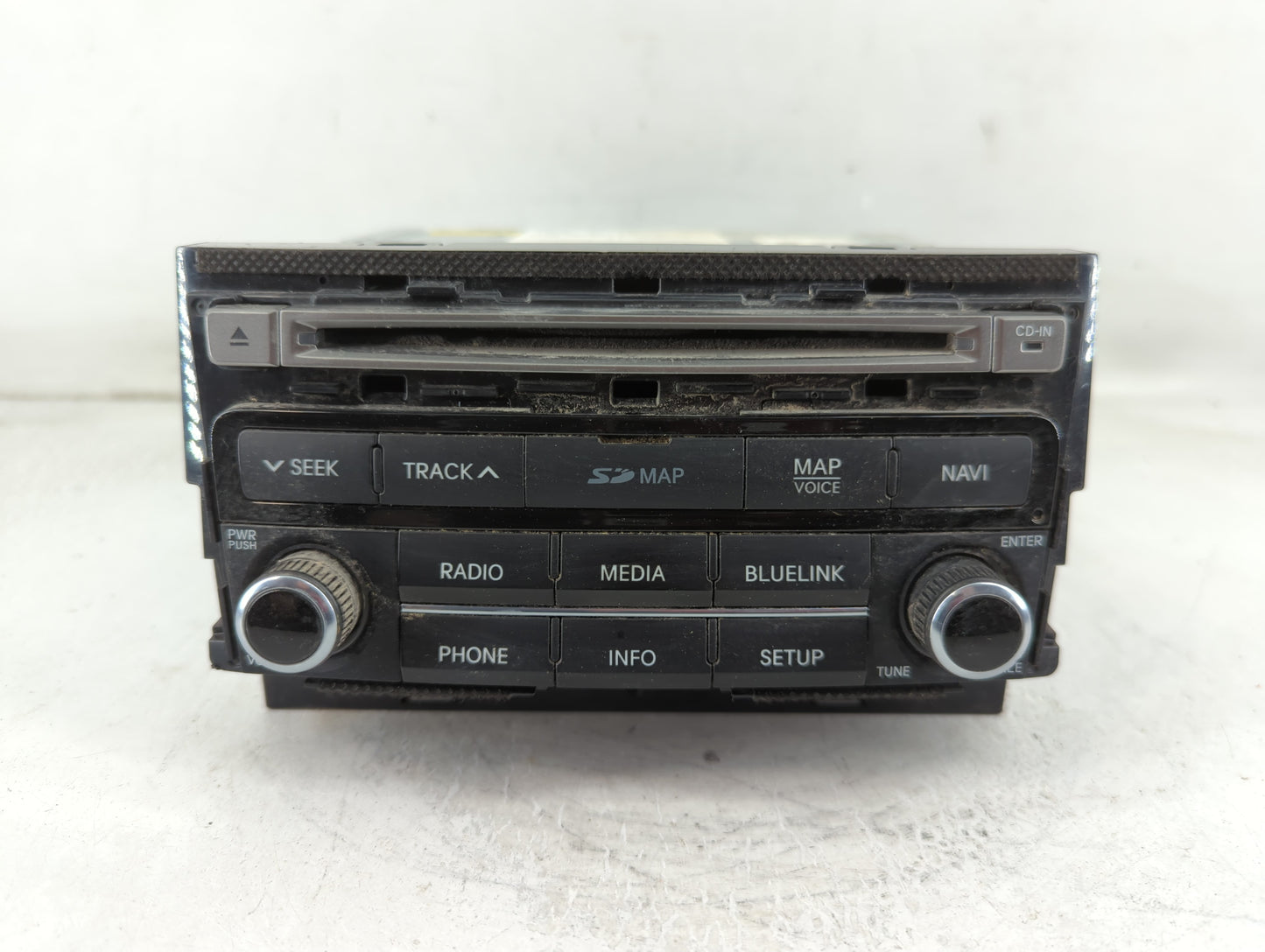 2015-2017 Hyundai Azera Radio AM FM Cd Player Receiver Replacement P/N:96560-3V530VD4 Fits Fits 2015 2016 2017 OEM Used Auto Parts - Oemusedautoparts1.com