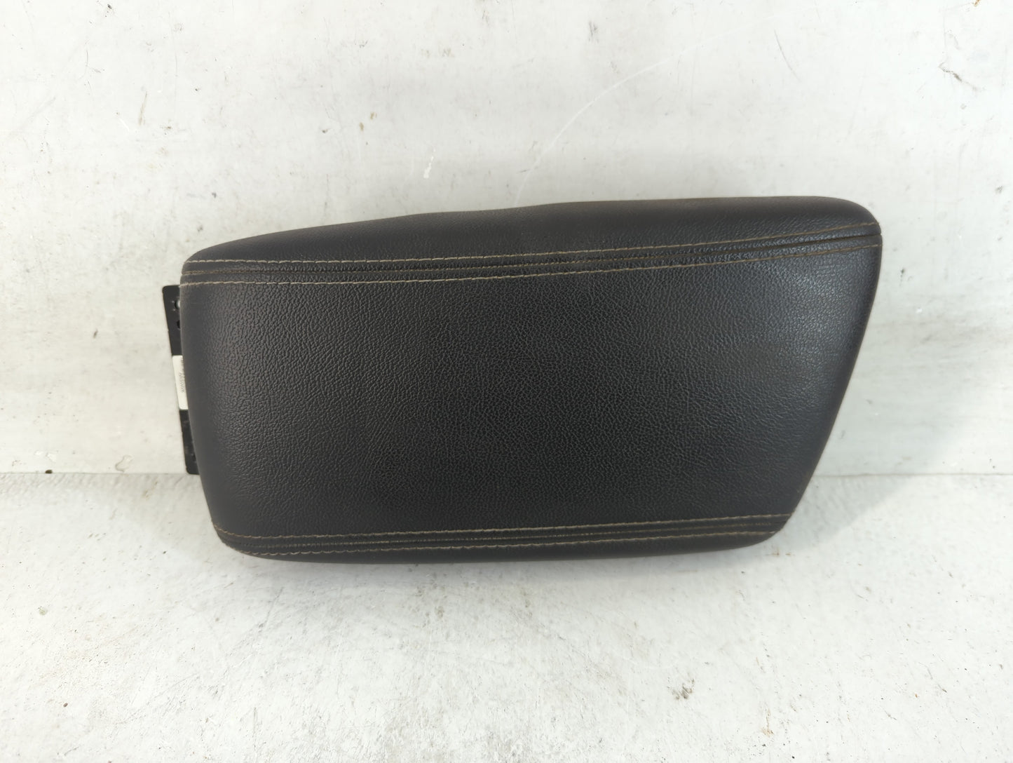 2019 Kia Niro Center Console Armrest Cover Lid Fits OEM Used Auto Parts