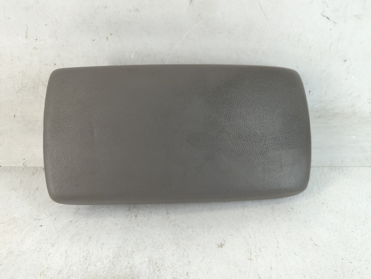 2014-2017 Hyundai Elantra Center Console Armrest Cover Lid Fits Fits 2014 2015 2016 2017 OEM Used Auto Parts - Oemusedautoparts1.com