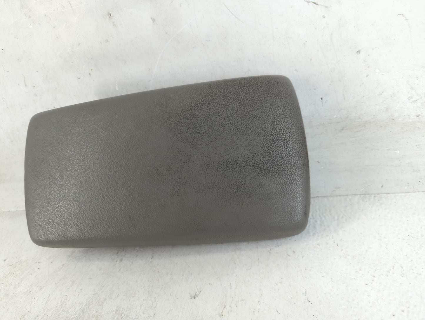 2014-2017 Hyundai Elantra Center Console Armrest Cover Lid Fits Fits 2014 2015 2016 2017 OEM Used Auto Parts - Oemusedautoparts1.com