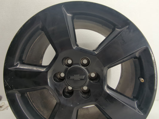 Chevrolet Suburban 1500 Oem Wheel Rim