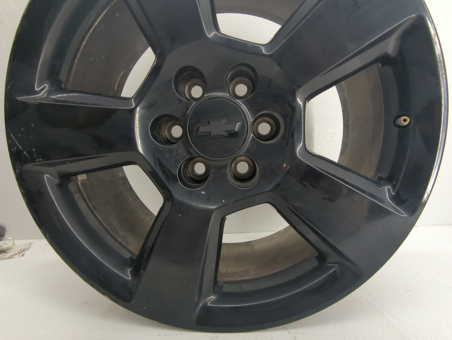 Chevrolet Suburban 1500 Oem Wheel Rim