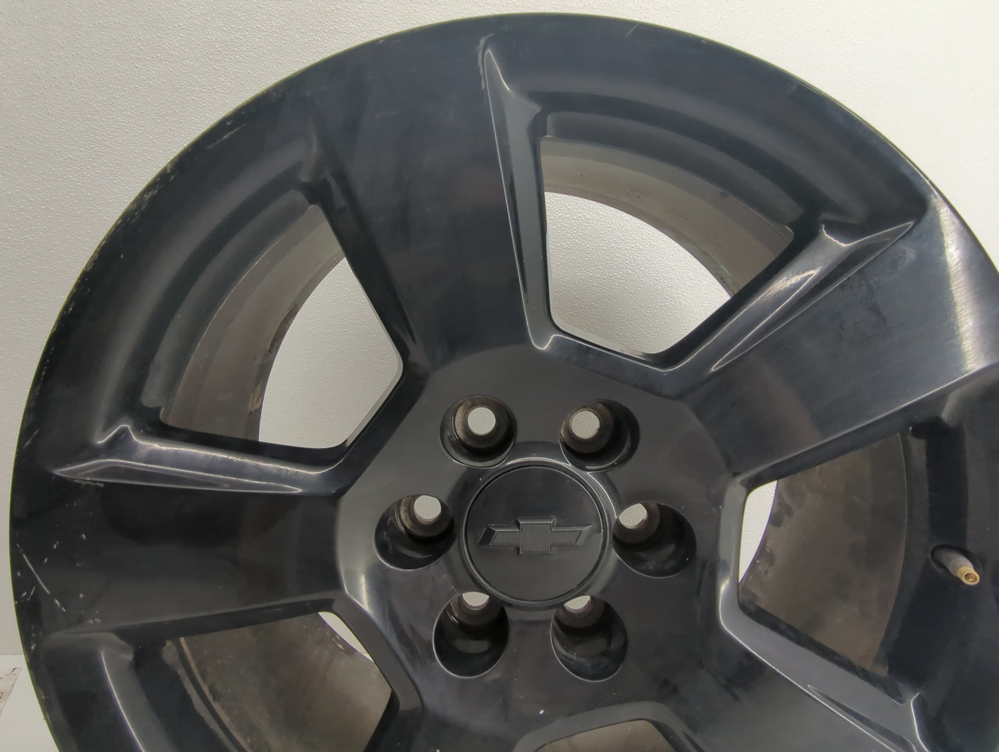 Chevrolet Suburban 1500 Oem Wheel Rim