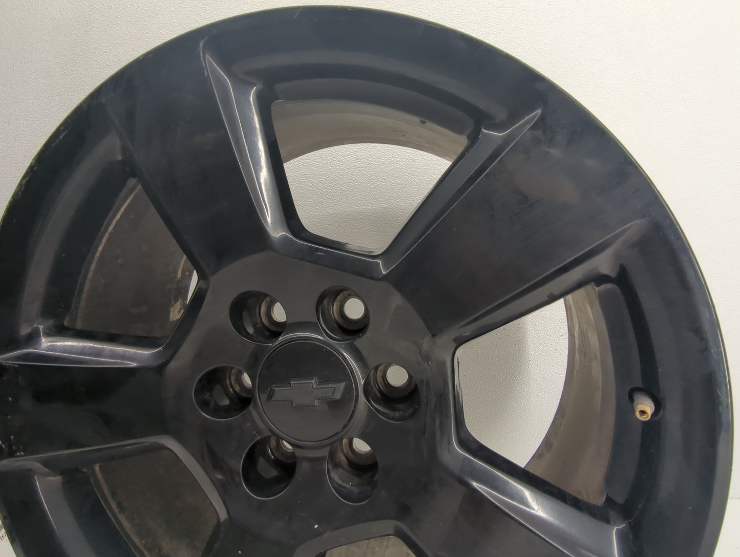Chevrolet Suburban 1500 Oem Wheel Rim
