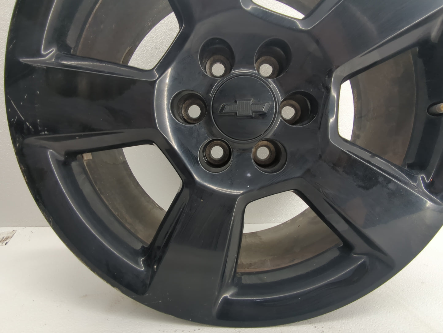 Chevrolet Suburban 1500 Oem Wheel Rim