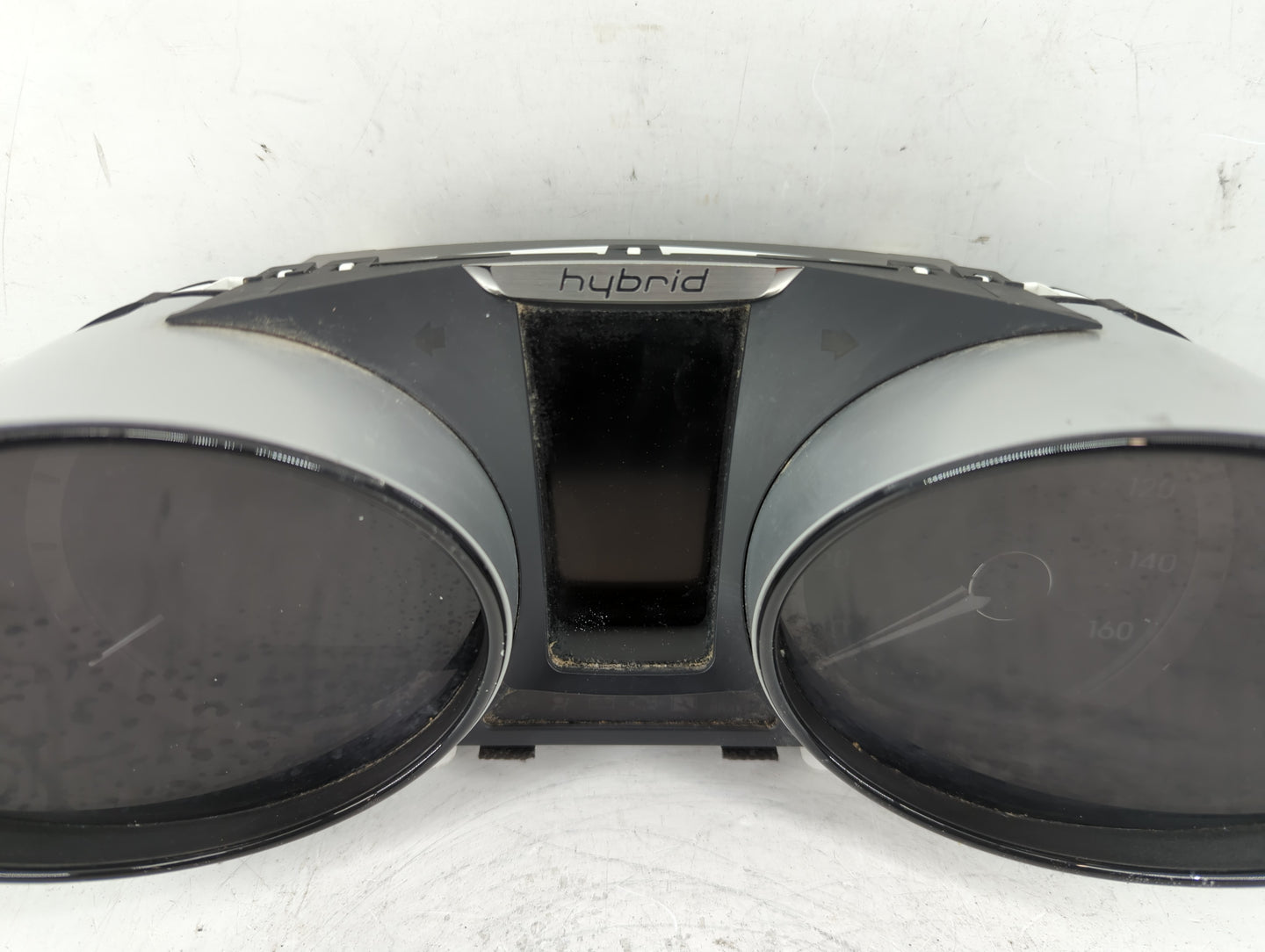 2011-2015 Hyundai Sonata Instrument Cluster Speedometer Gauges P/N:94001-4R002 Fits Fits 2011 2012 2013 2014 2015 OEM Used Auto Parts - Oemusedautoparts1.com