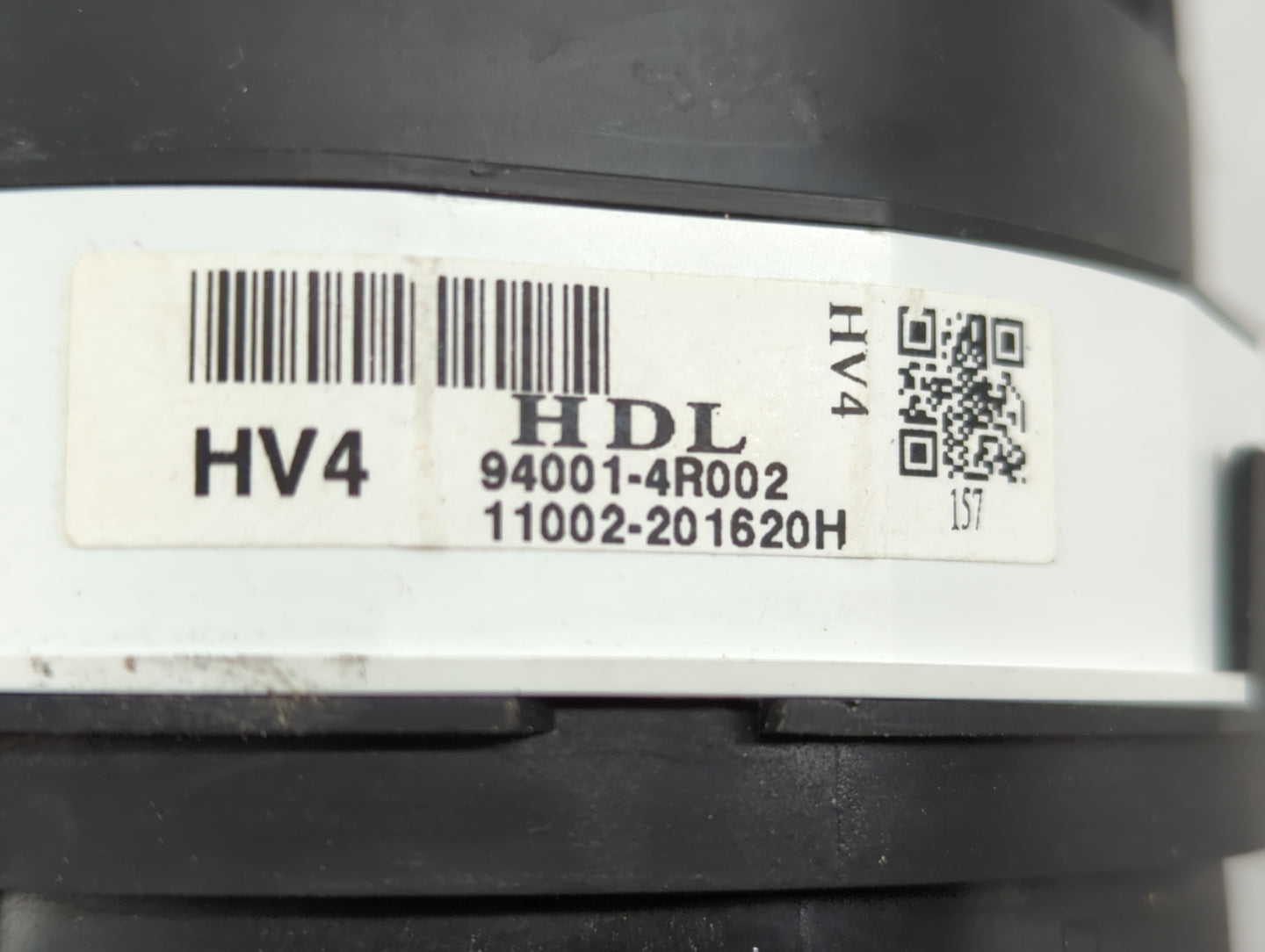 2011-2015 Hyundai Sonata Instrument Cluster Speedometer Gauges P/N:94001-4R002 Fits Fits 2011 2012 2013 2014 2015 OEM Used Auto Parts - Oemusedautoparts1.com