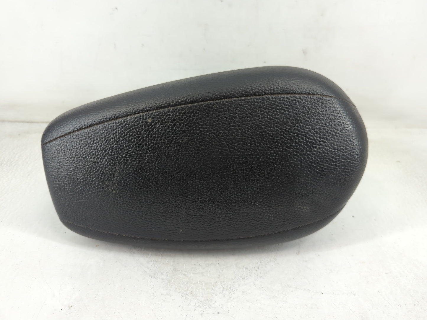 2015-2017 Hyundai Veloster Center Console Armrest Cover Lid Fits Fits 2015 2016 2017 OEM Used Auto Parts - Oemusedautoparts1.com