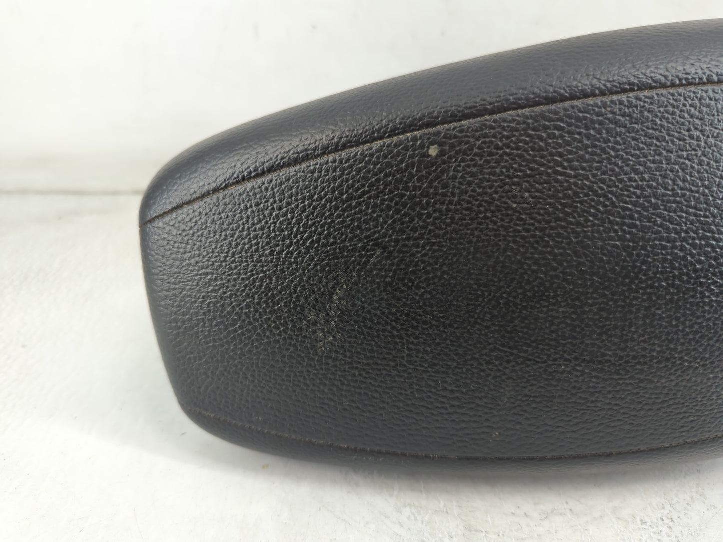 2015-2017 Hyundai Veloster Center Console Armrest Cover Lid Fits Fits 2015 2016 2017 OEM Used Auto Parts - Oemusedautoparts1.com