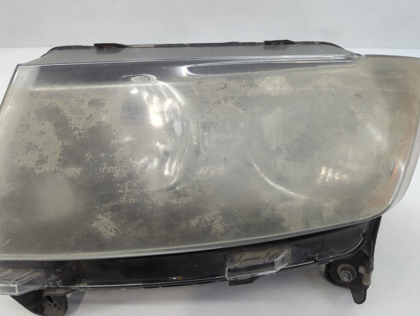 2014 Jeep Compass Driver Left Oem Head Light Headlight Lamp - Oemusedautoparts1.com