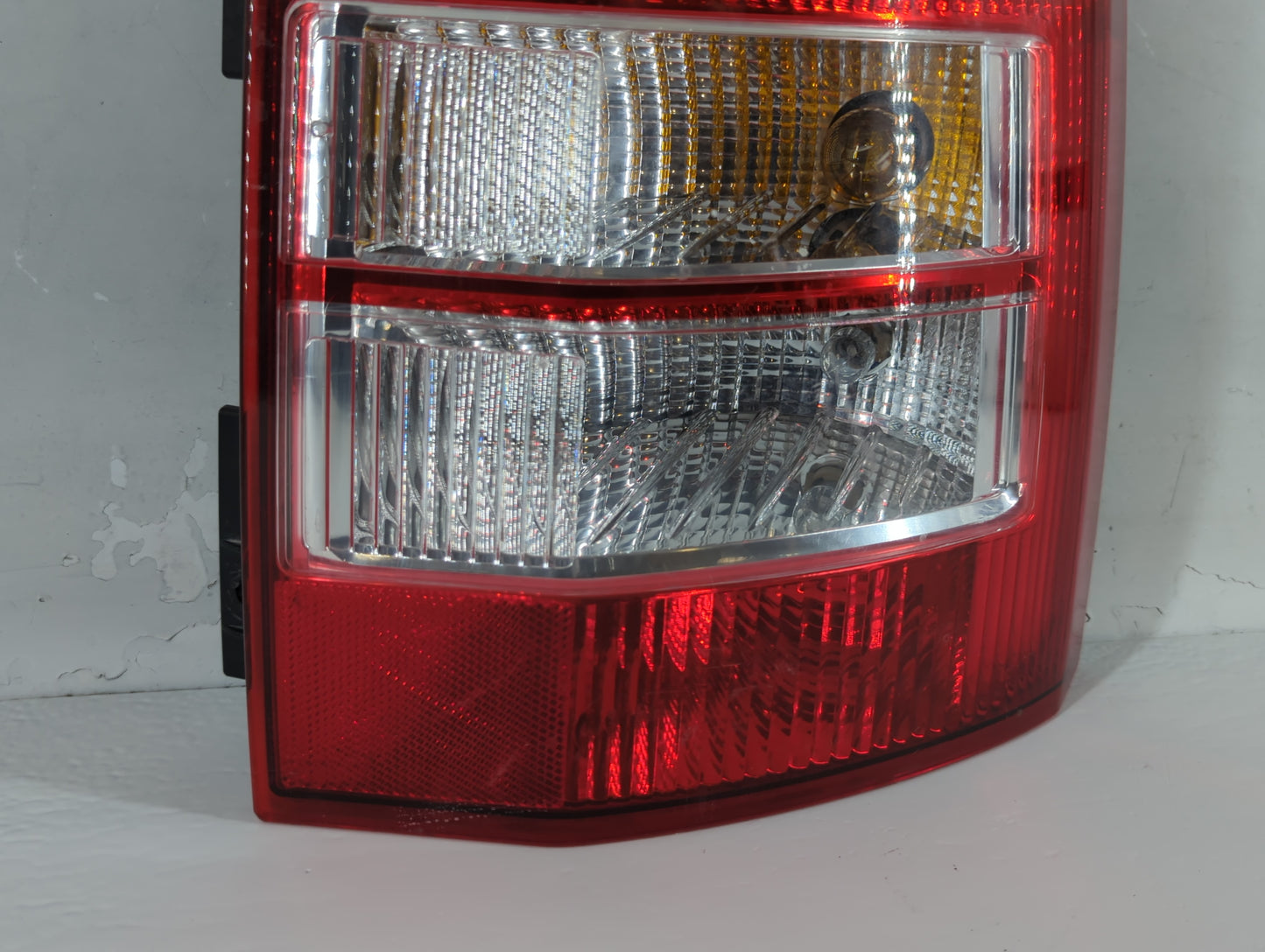 2007-2010 Jeep Compass Tail Light Assembly Passenger Right OEM Fits Fits 2007 2008 2009 2010 OEM Used Auto Parts