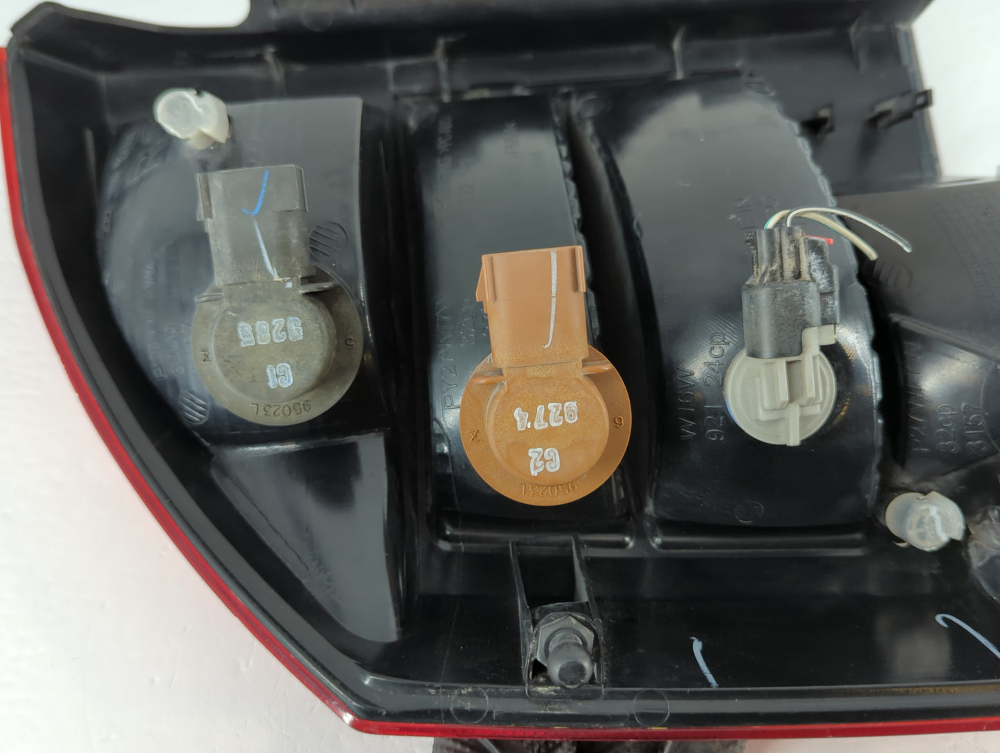 2007-2010 Jeep Compass Tail Light Assembly Passenger Right OEM Fits Fits 2007 2008 2009 2010 OEM Used Auto Parts