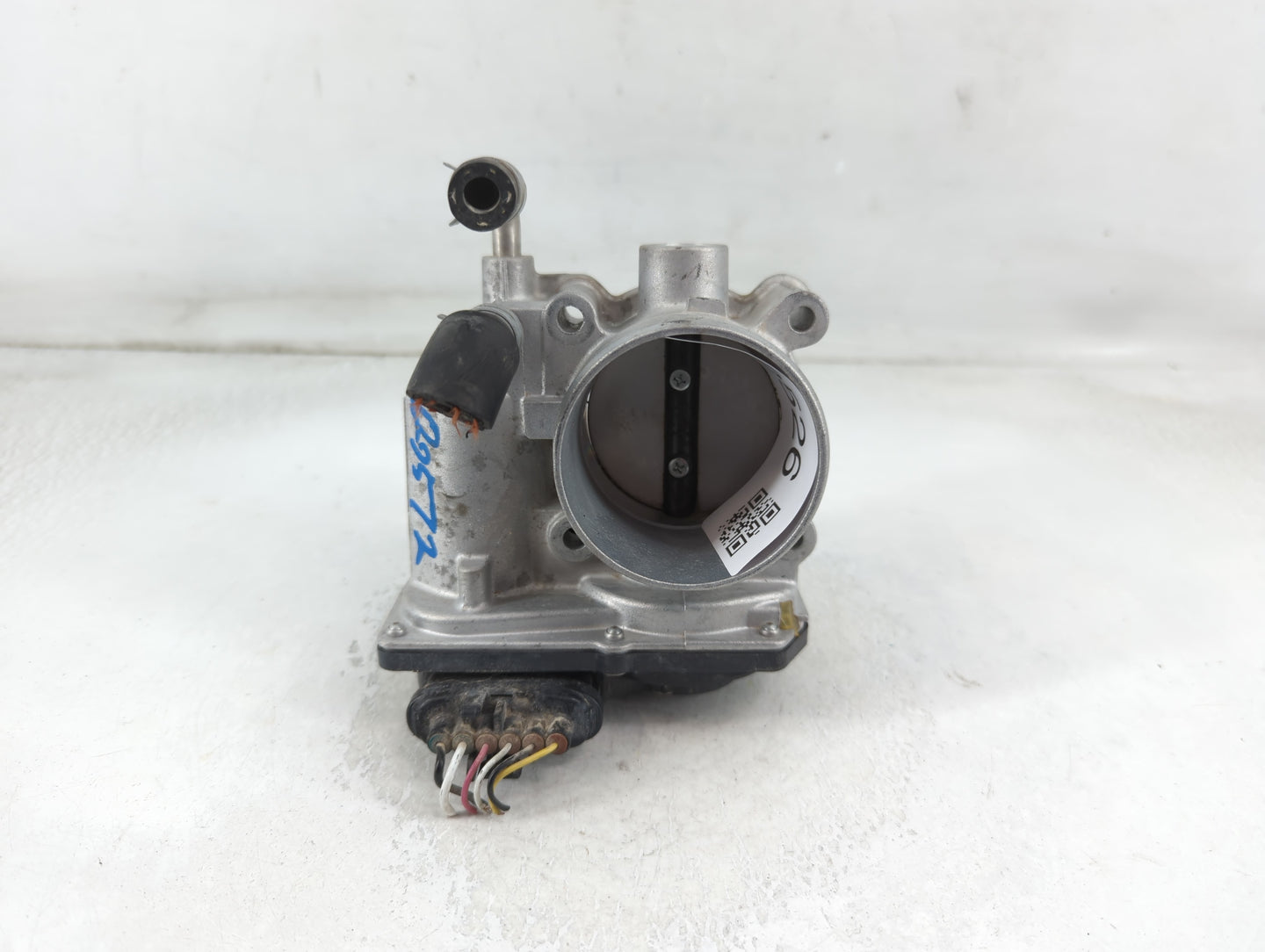 2012-2017 Toyota Camry Throttle Body P/N:22030-36020 Fits Fits 2012 2013 2014 2015 2016 2017 2018 2019 2020 2021 OEM Used Auto Parts - Oemusedautoparts1.com