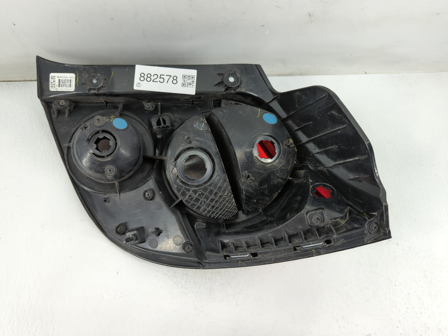2012-2016 Chevrolet Sonic Tail Light Assembly Driver Left OEM P/N:95470356 Fits Fits 2012 2013 2014 2015 2016 OEM Used Auto Parts - Oemusedautoparts1.com