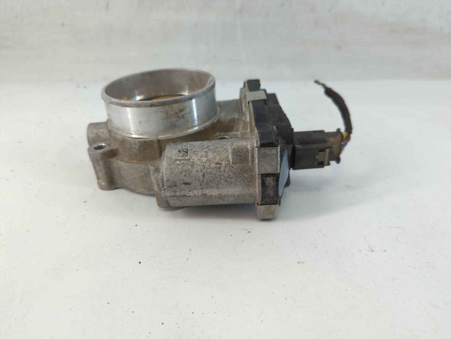 2017-2020 Cadillac Xt5 Throttle Body P/N:12671014 Fits Fits 2016 2017 2018 2019 2020 2021 2022 OEM Used Auto Parts