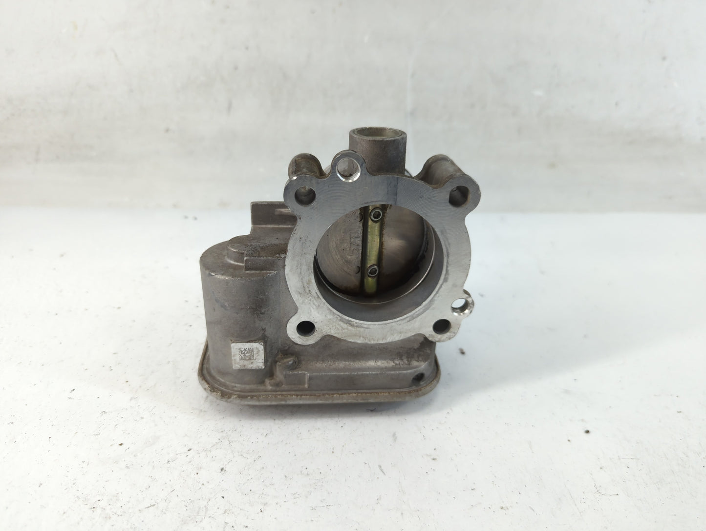 2009-2018 Dodge Journey Throttle Body P/N:04891735AD Fits Fits 2007 2008 2009 2010 2011 2012 2013 2014 2015 2016 2017 2018 OEM Used Auto Parts - Oemusedautoparts1.com