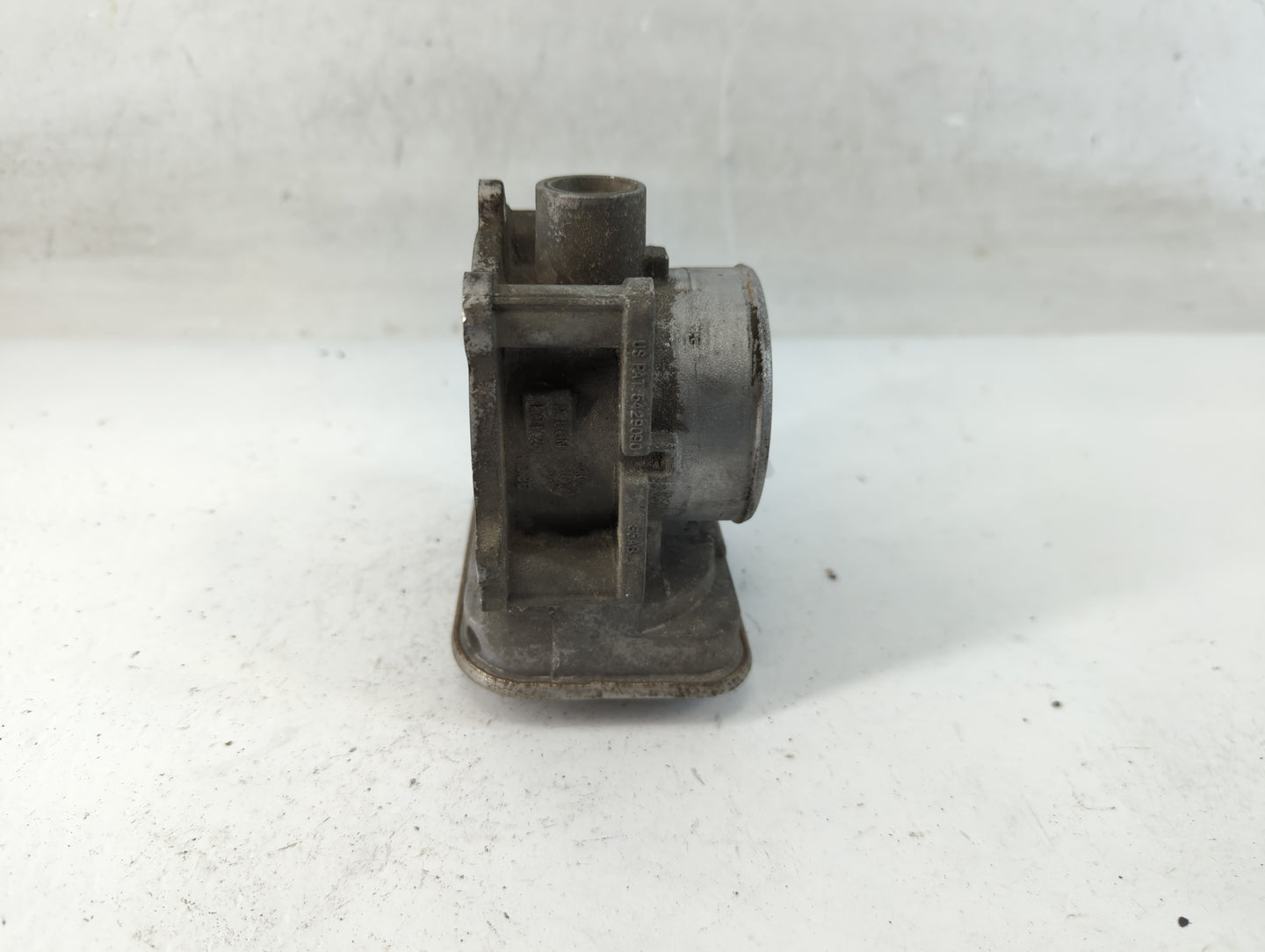 2009-2018 Dodge Journey Throttle Body P/N:04891735AD Fits Fits 2007 2008 2009 2010 2011 2012 2013 2014 2015 2016 2017 2018 OEM Used Auto Parts - Oemusedautoparts1.com